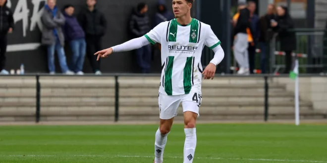 Kevin Diks Gladbach Terancam Wajib Militer 2025: Dampak dan Solusi