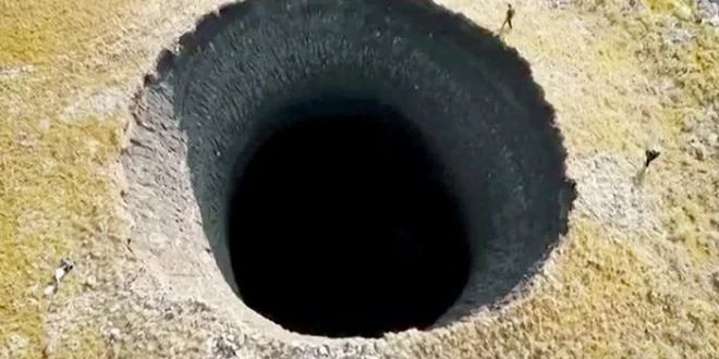 Lubang Tanah 50 Meter di Thailand: Analisis Terbaru Sinkhole