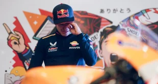 Marc Marquez Menangis di Lap Terakhir Amankan Gelar Juara MotoGP 2025