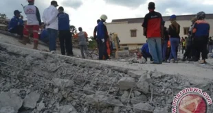 Musala Ponpes Sidoarjo Ambruk: 4 Korban Jiwa & Evakuasi Tim SAR