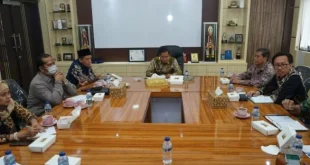 Pemkot Serang Tolak Wali Murid MBG di SDIT Al Izzah: Alasan & Dampak