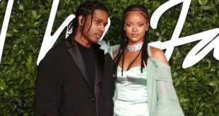 Rihanna Umumkan Kelahiran Anak Ketiga Rocki, Momen Bahagia Keluarga