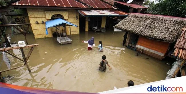 1000 Warga Aceh Barat Terdampak Banjir Curah Hujan Tinggi