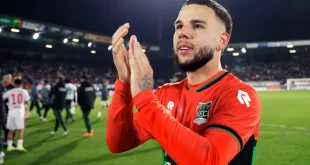 Calvin Verdonk Dicoret dari Skuad Lille Hadapi PSG Ligue 1