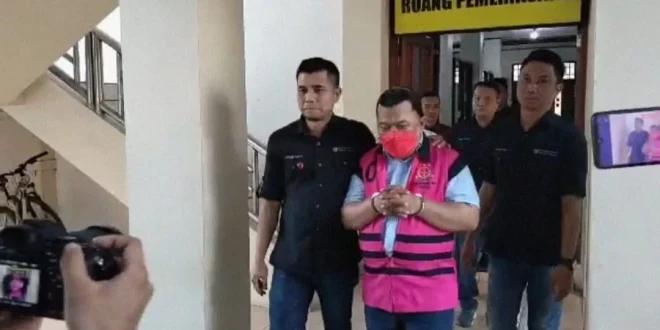 Direktur Perumda Tirta Bekasi Tersangka Penipuan: Fakta Terbaru