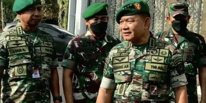 Distribusi Seragam Loreng Baru TNI: Modernisasi dan Kesiapan Tempur