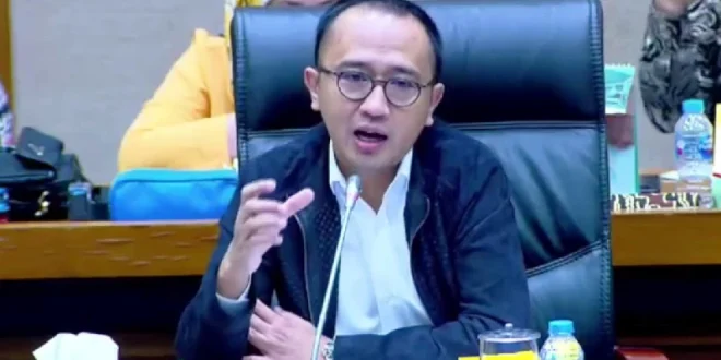 DPR Panggil 11 Importir Gula Rafinasi Terkait Kebocoran Pasokan