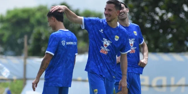 Jadwal Siaran Langsung Persija vs PSBS di Super League Masih Belum Jelas