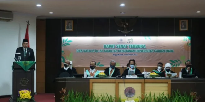 Jokowi Hadiri Dies Natalis Fakultas Kehutanan UGM: Dukungan Pengelolaan Hutan