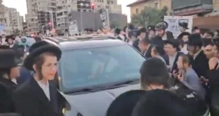 Puluhan Ribu Yahudi Ortodoks Tolak Wajib Militer Netanyahu