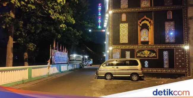 Runtuh Gedung Ponpes Sidoarjo: Kronologi & Penanganan Terkini