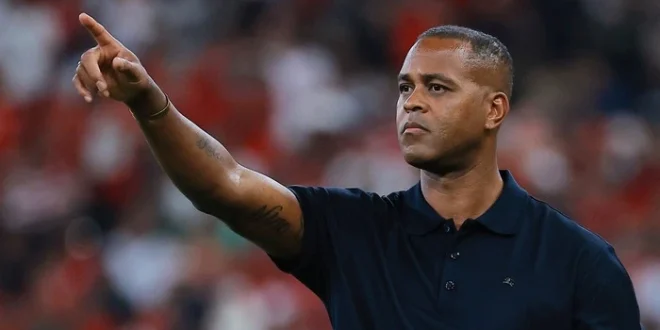 Timnas Indonesia Gagal Lolos Piala Dunia, Kluivert Kembali ke Belanda