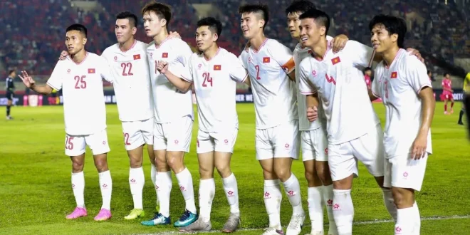 Vietnam Menang di Lapangan Buruk, Kim Sang Sik Kritik Manajemen