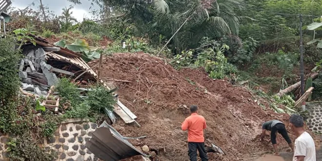 27 Warga Tertimbun Longsor Banjarnegara: Update Evakuasi Terbaru