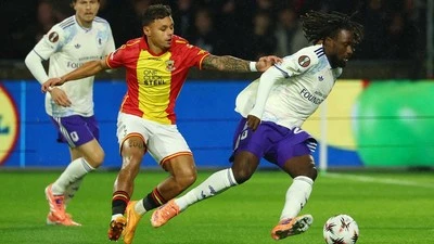 Analisis Kartu Merah Dean James yang Ubah Hasil Liga Belanda