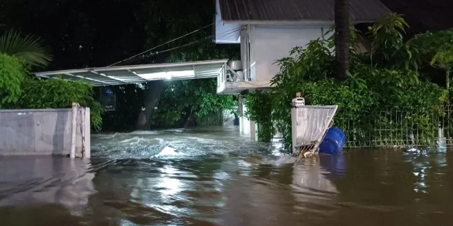 Banjir 80 cm di Pondok Karya Jaksel: Penyebab & Tanggap Darurat