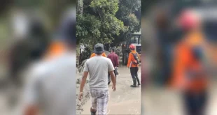 Banjir Bandang Tapteng: Suami Jalan Kaki Cari Istri dan Anak Hilang