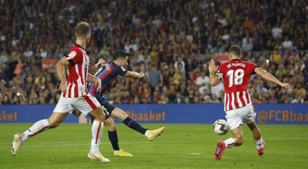Barcelona Bantai Bilbao 4-0: Analisis Comeback Liga Spanyol 2025