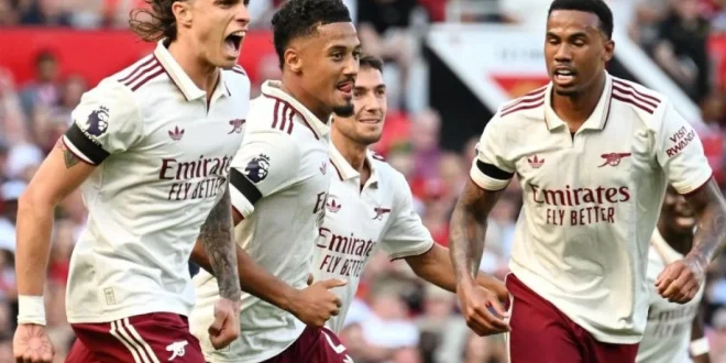 Hattrick Eze Bawa Arsenal Menang Telak 4-1 atas Tottenham