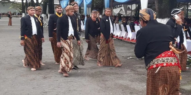 Ikrar Naik Takhta Duka Gusti Purbaya PB XIV dan Dampak Perubahan Iklim