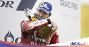 Johann Zarco Minta Maaf Usai Insiden Tabrakan dengan Bagnaia di MotoGP Valencia 2025
