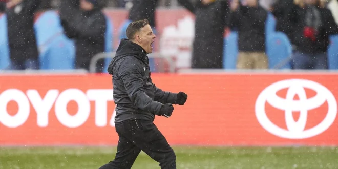 John Herdman & Van Bronckhorst Kandidat Utama Pelatih Timnas Indonesia