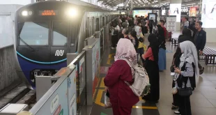 Kebijakan Gratis MRT LRT BRT untuk Pekerja DKI Gaji Maks Rp6,2 Juta