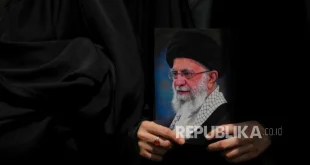 Mengapa Kekuasaan Tertinggi Iran Ada di Tangan Ulama Besar?