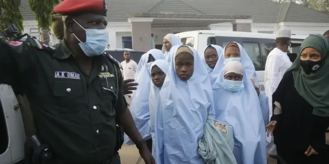Milisi Culik 300 Siswa dan Guru Sekolah Katolik Nigeria