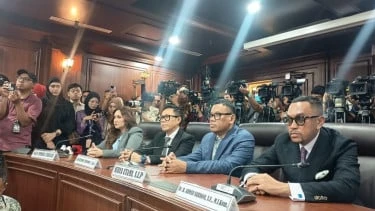MKD DPR Sanksi Ahmad Sahroni, Nafa Urbach, dan Eko Patrio Terbaru