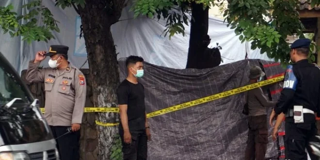 Polisi Olah TKP Ledakan SMA 72 Malam Ini, Barang Bukti Diselidiki