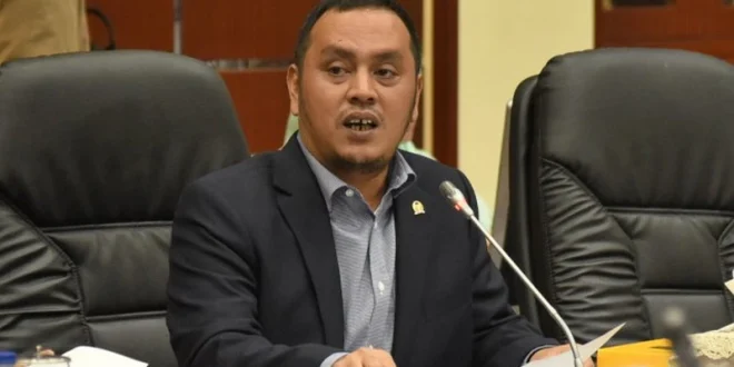 Politikus NasDem Kritis Kontribusi Perusahaan Hulu Migas Papua Barat