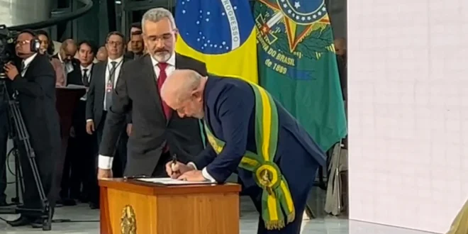 Presiden Brazil Tolak Invasi AS ke Venezuela, Serukan Diplomasi Damai