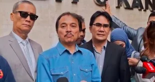 Roy Suryo Tuding Ijazah Jokowi Rusak, Verifikasi Tegaskan Singkron