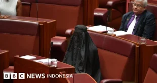 Sanksi Senator Pauline Hanson Gara-gara Burqa di Parlemen Australia