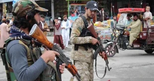 Serangan Pakistan ke Afghanistan Tewaskan 10 Orang: Analisis Terbaru