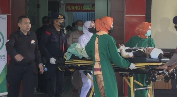 Update Korban Ledakan SMA 72 Jalani Perawatan Intensif
