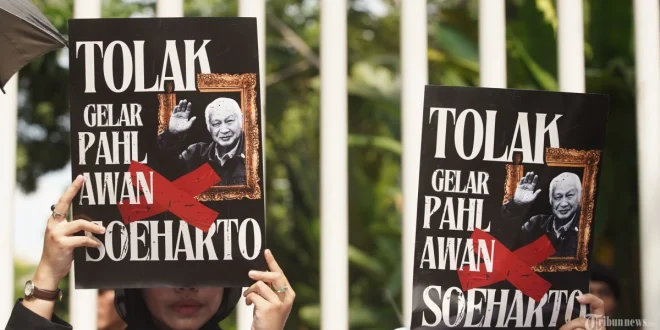 WTF Politics Klaim Gelar Pahlawan Nasional Soeharto, Mitos atau Fakta?