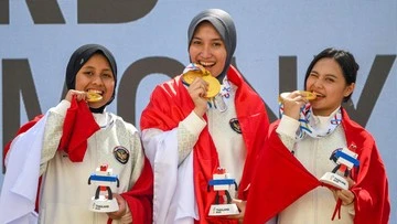 3 Bayi Indonesia Energi Emas di SEA Games 2025 oleh Anis Dewi Medina