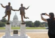 Analisis Aksi Aktivis Foto Raksasa Trump-Epstein di Capitol