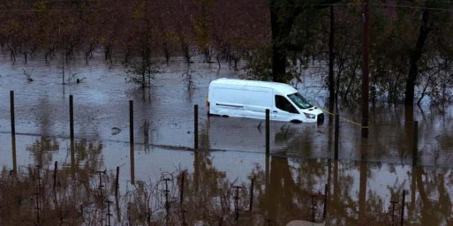 Banjir dan Angin Kencang di Washington: Dampak & Pemulihan Listrik