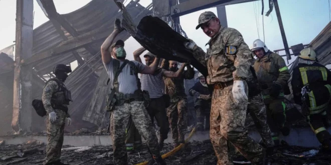 Kremenchuk Ukraina Tetap Berfungsi Meski Diserang Rusia