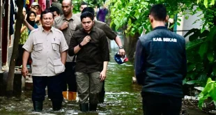 Prabowo Kunjungi Korban Banjir Agam, Hunian Sementara Dibangun
