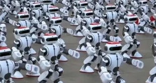 Robot Humanoid Berjalan 100 Km Pecahkan Rekor Dunia Guinness