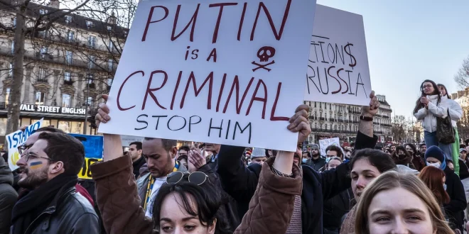 Rusia Cap Band Punk Pussy Riot Organisasi Ekstremis, Apa Dampaknya?